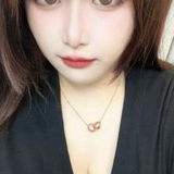 气质高雅的美眉