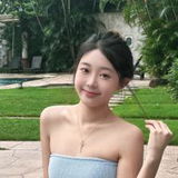 可爱性感妩媚
