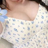 兼职妹子三点粉嫩多汁女友般体验