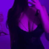 性感身材胸大屁股翘小姐姐