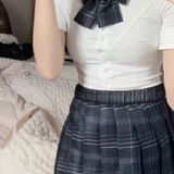 大胸年轻粉嫩服务妹