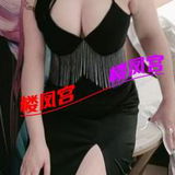 大胸少妇