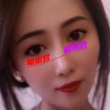 小不点人如其名，娇小可爱