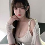 穴紧肤白的邻居小姐姐