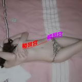 大胸翘臀小姐姐