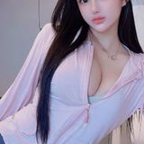 皮肤光滑细腻 五官精致 0整容年轻
