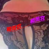 大胸大屁股熟女