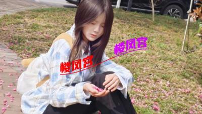 杭州母狗爱吃脚