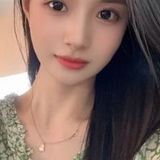 性格温柔听话小姐姐
