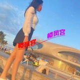 高挑温柔的妹子