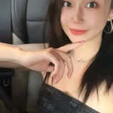 气质少妇B粉嫩诱人，双峰挺拔