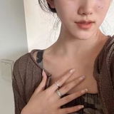 小巧可爱的妹妹