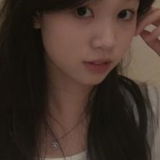 清纯可爱小美女