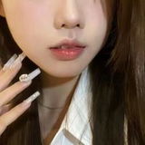 性感又可爱迷人的骚女。