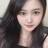 前凸后翘的喷潮少女