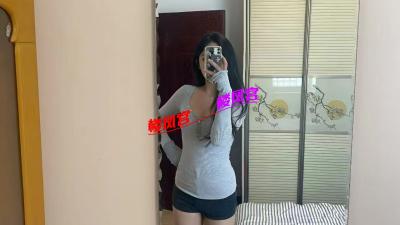 服务花样多的美女