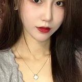 穴紧肤白的邻居小姐姐