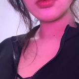 大胸眼镜妹