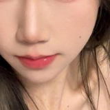 可爱温柔白嫩水蜜桃