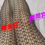大龄熟女，逼挺紧
