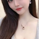 性感尤物皮肤光滑有弹性白领