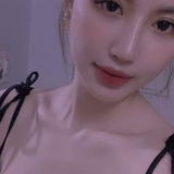 大奶翘臀妙龄少妇技术好