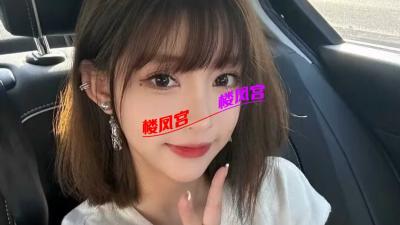 甜美可爱小美女