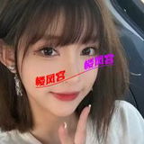 甜美可爱小美女