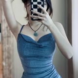 性感白嫩兼职美女