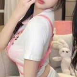 21岁年轻妹子