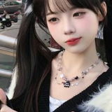 可爱双马尾萝莉，学生妹，长的好清纯