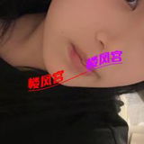 年轻小胖妹