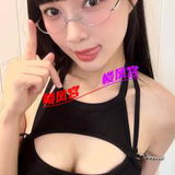 雪白Q弹大奶子萌妹子