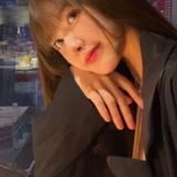 清纯少女，可爱，前凸后翘