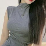 大胸水多嫩粉妹子