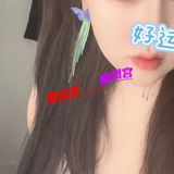 可爱妹子很年轻