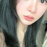 新茶素素，性格脾气好