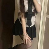 大三学妹挣生活费
