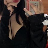 服务完还跟我裸聊的骚货